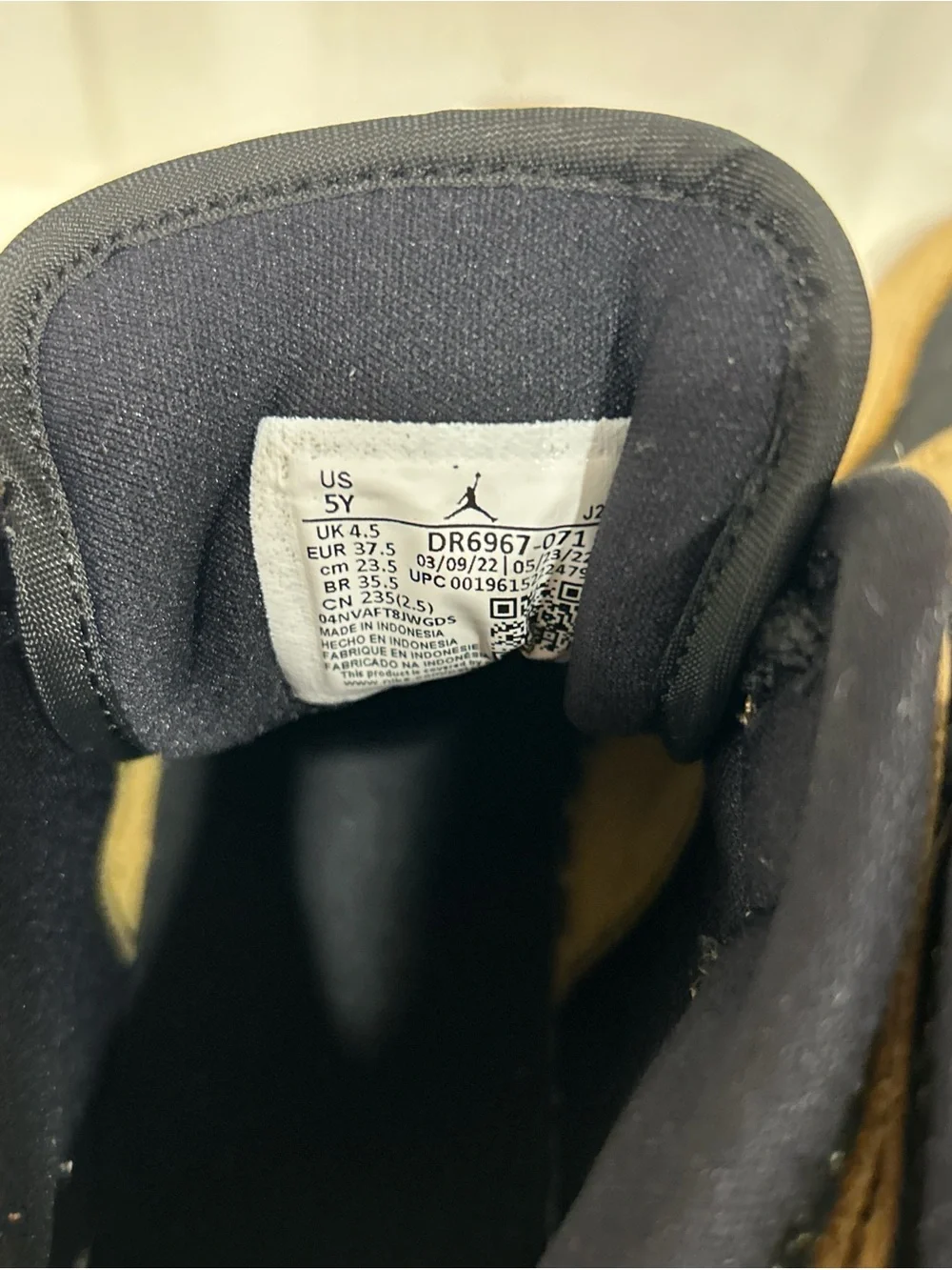 Jordan Kids Metallic Gold & Black Mid-Top Sneakers